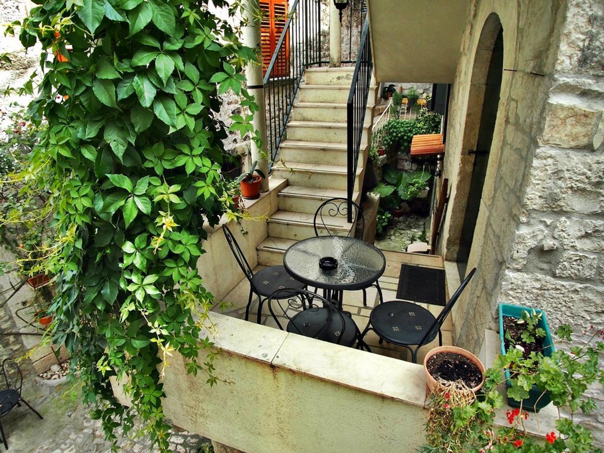 Rooms & Studio Stipcic Trogir Exterior foto